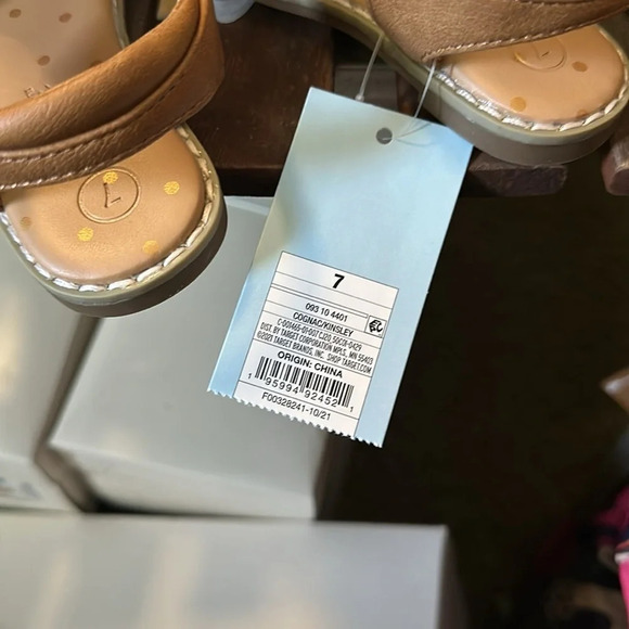 Cat and Jack size 7 toddler/baby sandals. New with tags - Picture 6 of 7